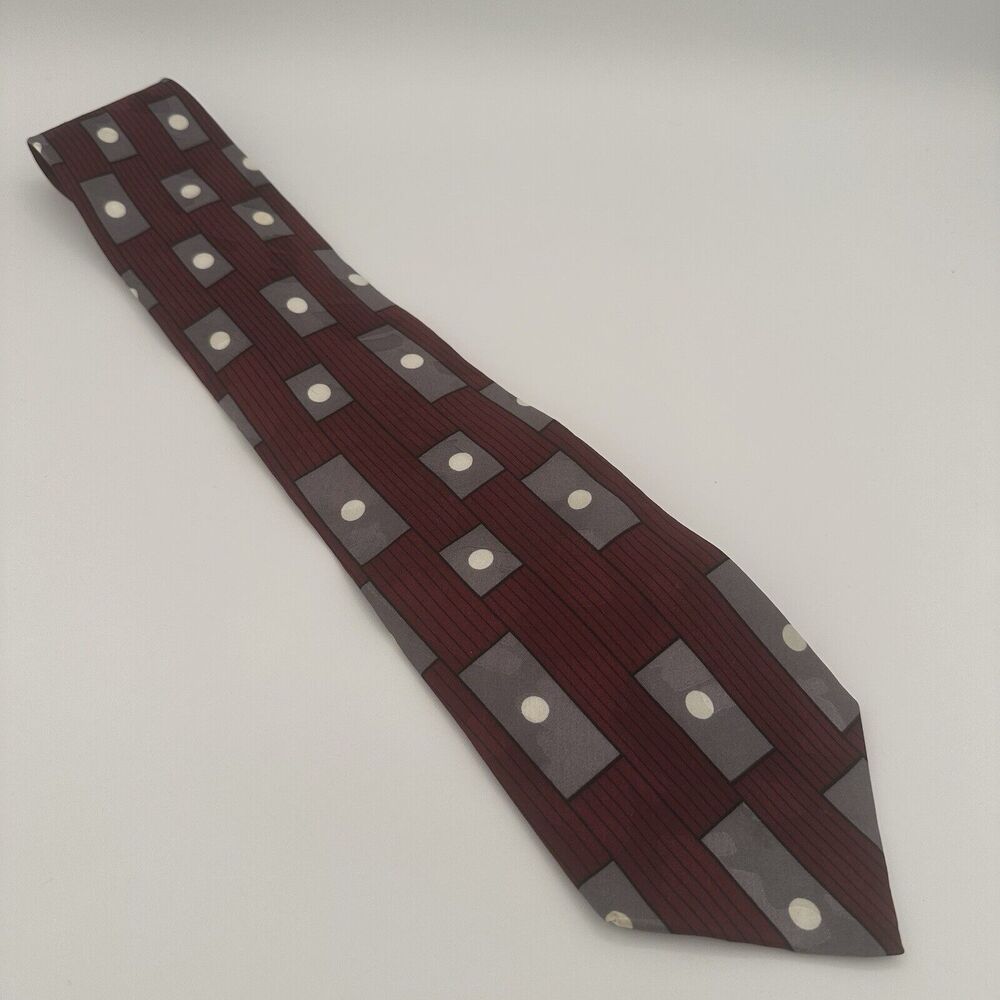Vintage Axxa Mens Neck Tie Multicolor Geometric Classic 100% Silk Made in USA